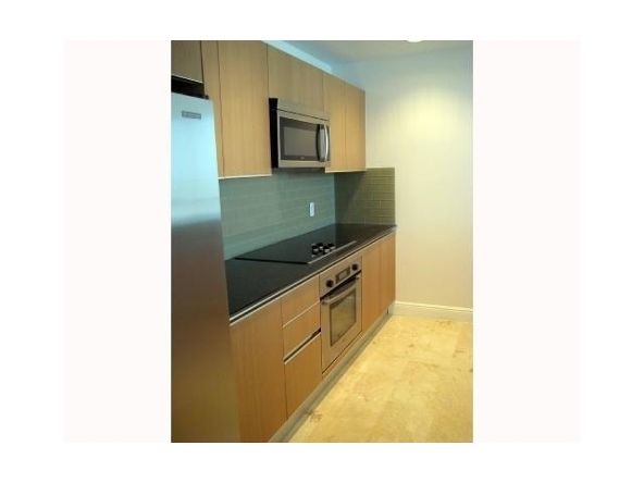 1050 Brickell Ave., Miami, FL 33131 Photo 5