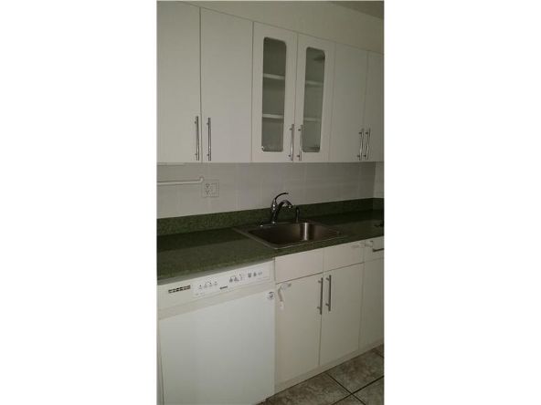500 Bayview Dr. # 919, Sunny Isles Beach, FL 33160 Photo 4