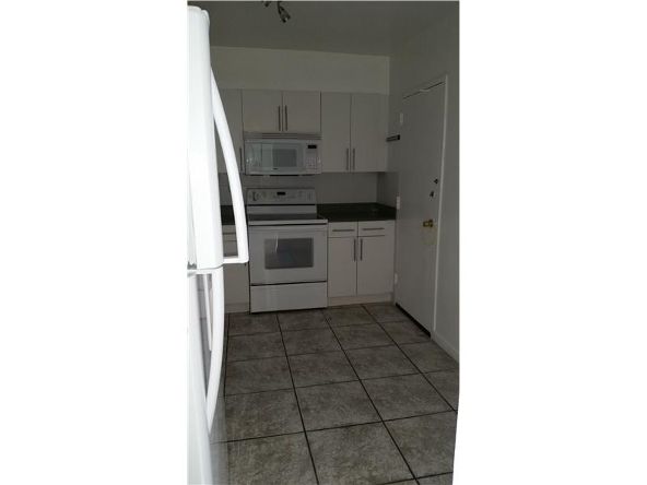 500 Bayview Dr. # 919, Sunny Isles Beach, FL 33160 Photo 5