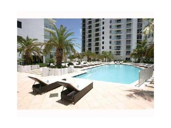 1050 Brickell Ave., Miami, FL 33131 Photo 8
